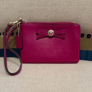Coach Fuchsia Small Wristlet, No. H1520, F64648